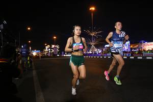 BIB: 42526
                            <button type="button" onclick="openModal(22995813)" class="btn btn-primary btn-sm float-right btn-popup" data-toggle="modal" data-target=".modal-high-quality">
                        <i class="fas fa-shopping-cart"></i> Add to Cart
                    </button>
                                            <button type="button" onclick="isThisMe(22995813, true)" class="btn btn-success btn-sm float-right btn-popup btn-isme hidden" data-toggle="tooltip" data-placement="bottom" title="นี่คือรูปของคุณใช่ไหม คลิกที่นี่เพื่อเอาเข้าอัลบั้ม">
                        <i class="fas fa-plus"></i> Add to album
                    </button>
                    <button type="button" onclick="isThisMe(22995813, false)" class="btn btn-warning btn-sm float-right btn-popup btn-isnotme hidden">
                        <i class="fas fa-ban"></i> Remove from album
                    </button>